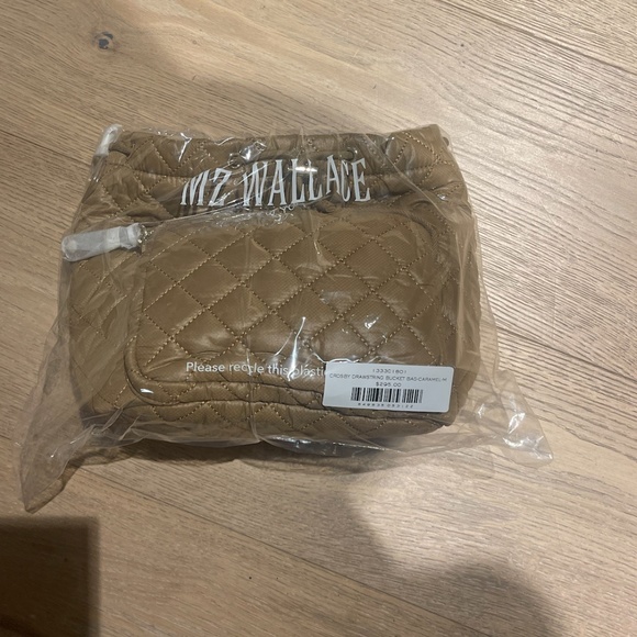 MZ WALLACE "Crosby" bucket bag in quilted nylon and calf leather NWT - Picture 5 of 5